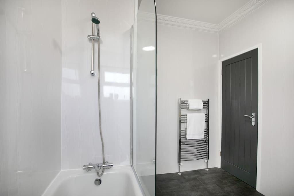 Cudworth House, Barnsley For Contractors & Families, Free Parking, High Speed Wifi Etc Villa Ngoại thất bức ảnh